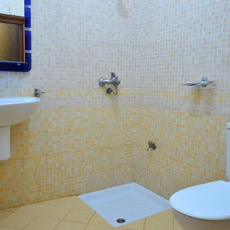Nobel Hotel Tirana