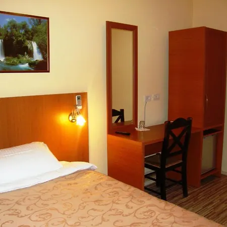 Hotel Nobel 3*
