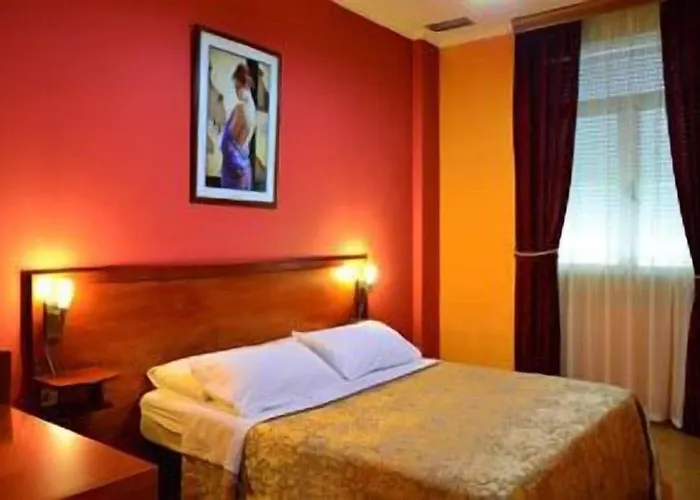Nobel 3* Tirana